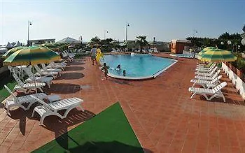 Morcavallo & Wellness ホテル 4*